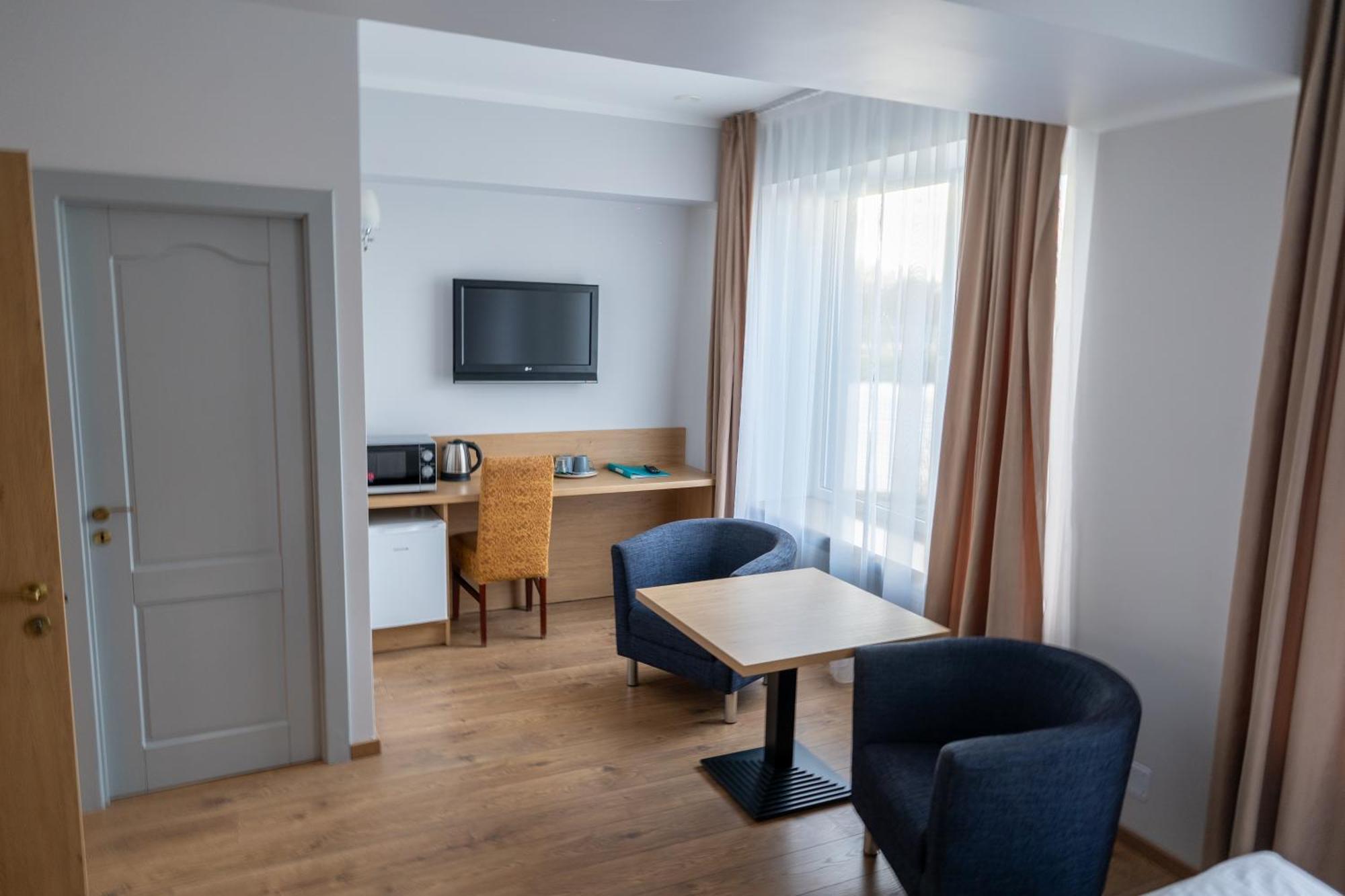 Viesbutis Banga Hotel Tauragė Eksteriør billede