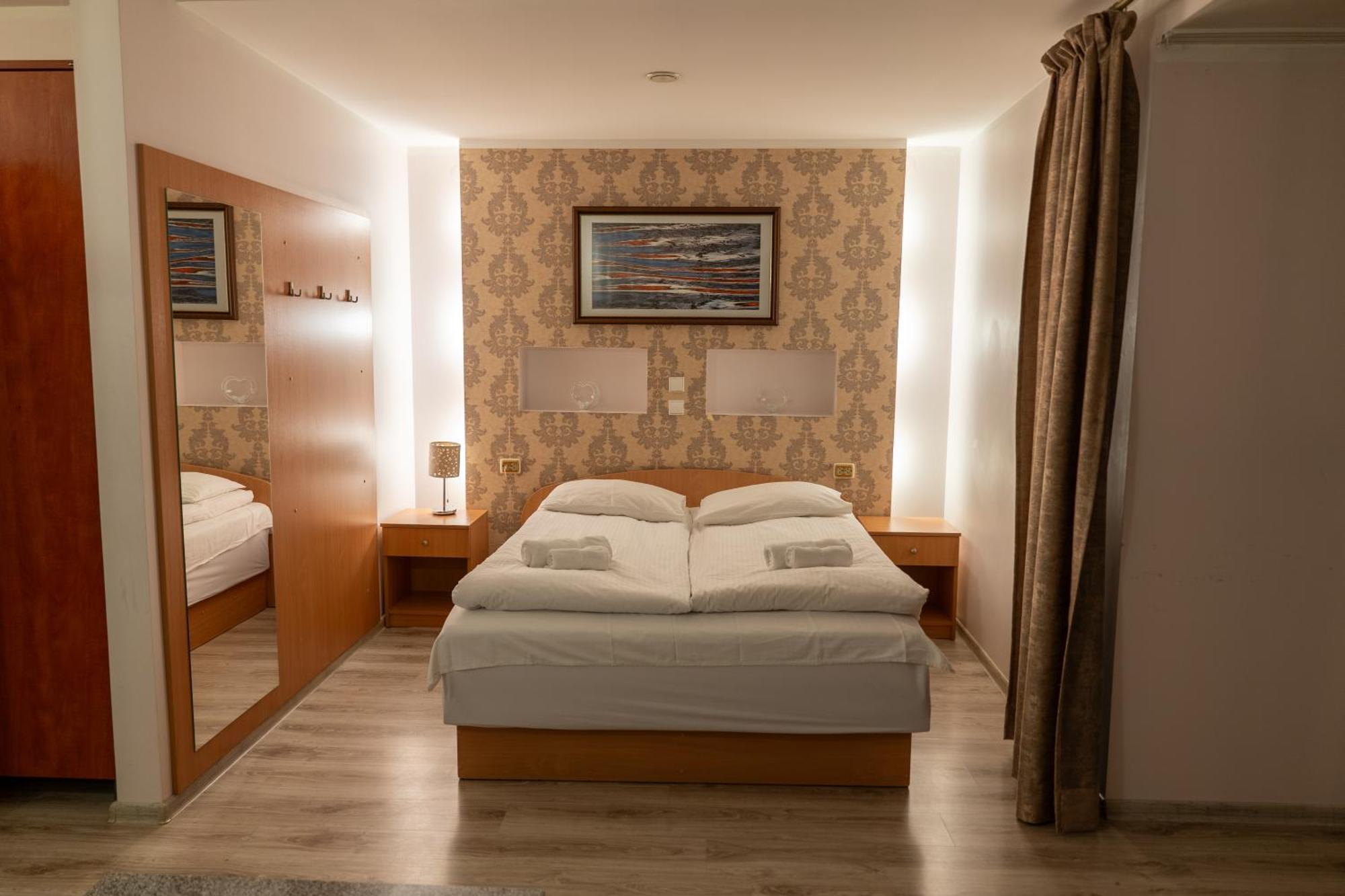 Viesbutis Banga Hotel Tauragė Eksteriør billede